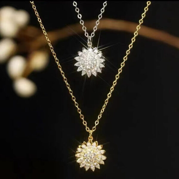 Rotatable Sunflower Necklace